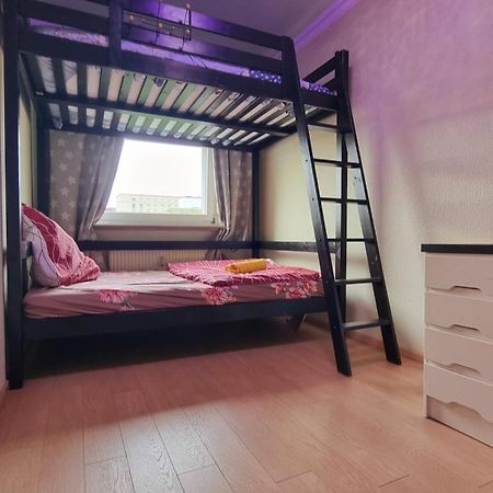 Private Zimmer Am Dresden Hauptbahnhof Eksteriør bilde