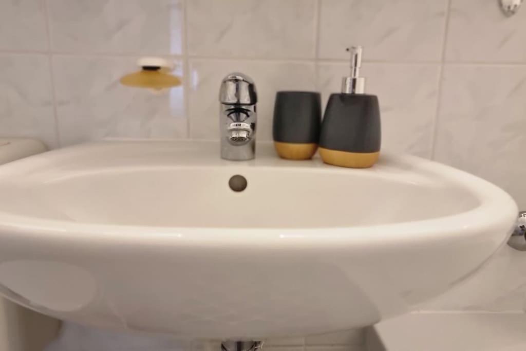 Private Zimmer Am Dresden Hauptbahnhof Eksteriør bilde